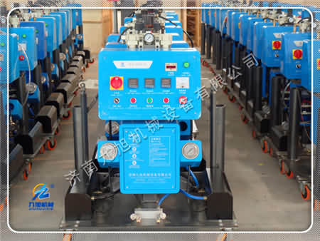 聚氨酯發(fā)泡機對聚氨酯的基層要求